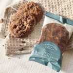 triple-chocolate-chunk-biscuits-35g-2-2