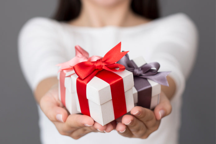 Choosing the perfect gift for someone with cancer